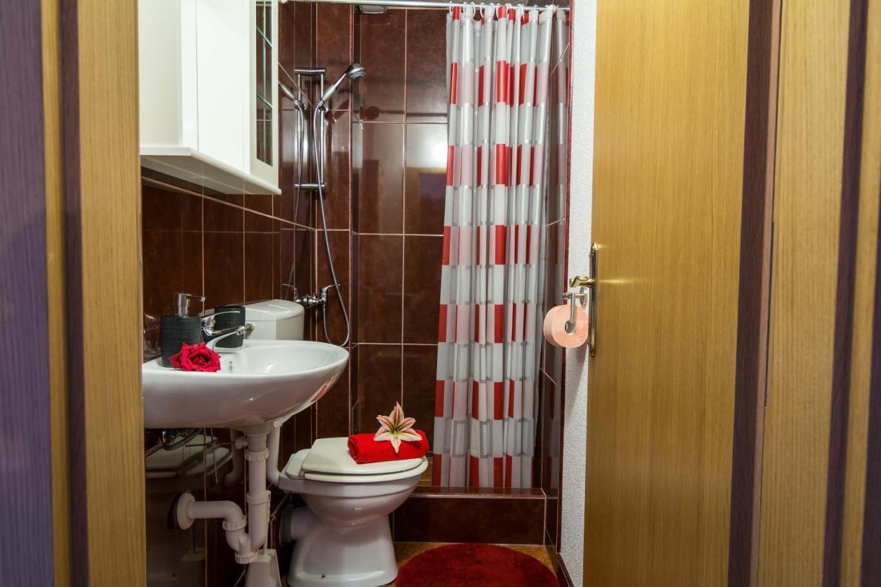 Apartments Ilak 特罗吉尔 外观 照片