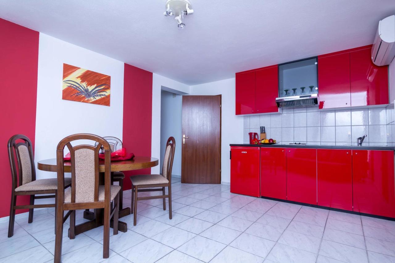 Apartments Ilak 特罗吉尔 外观 照片